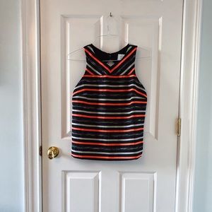 Sleeveless tunic top